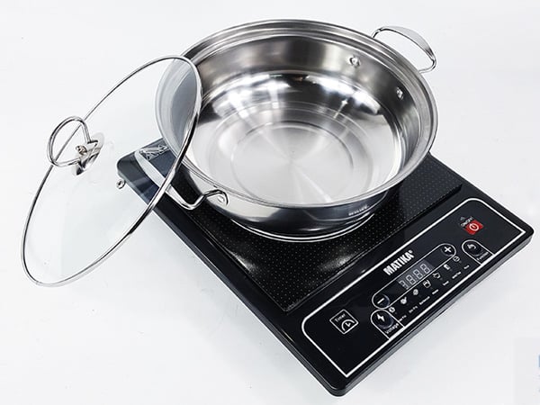 Tặng kèm nồi lẩu Tặng kèm nồi lẩu
