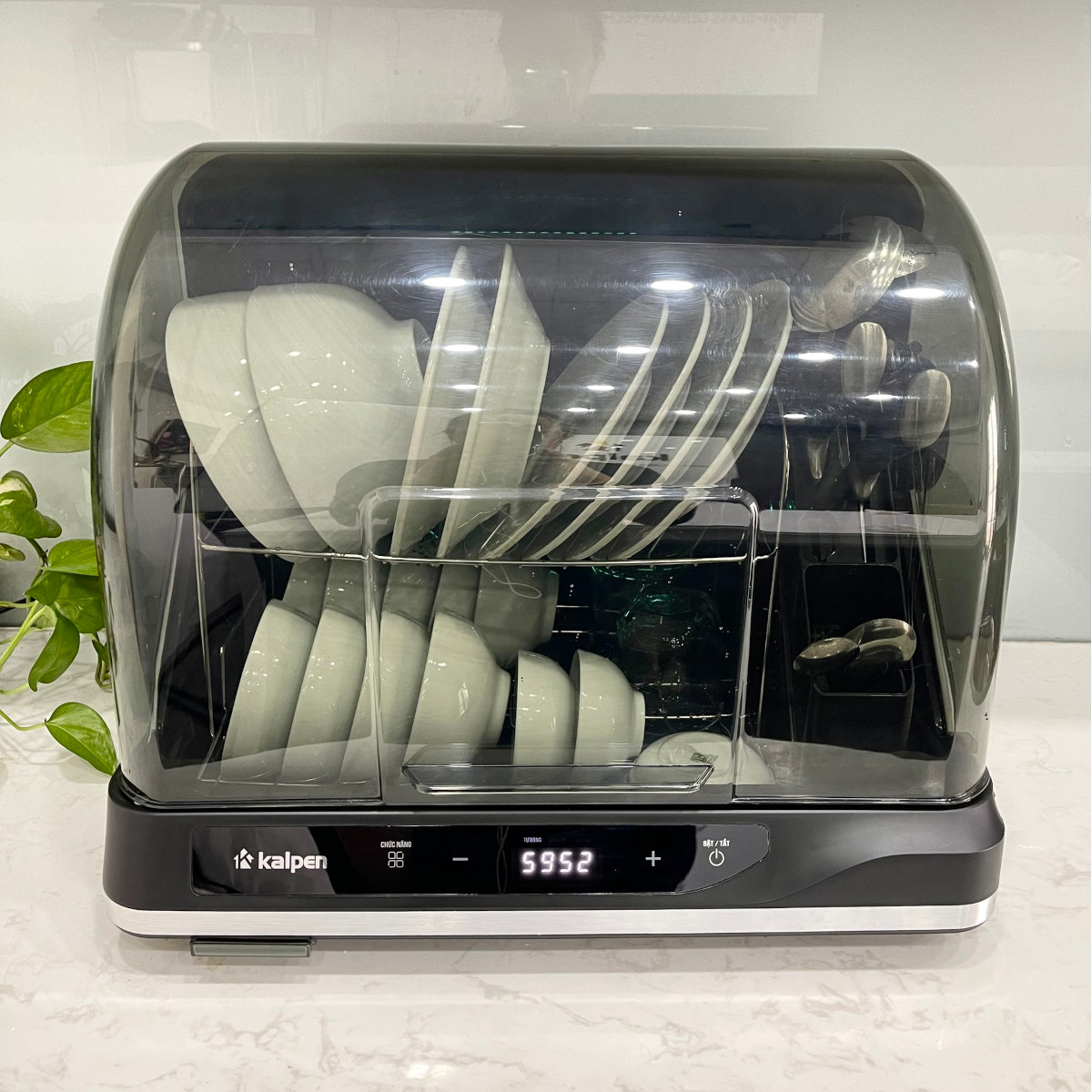Máy sấy bát diệt khuẩn UV Kalpen DD99 dung tích 58L
