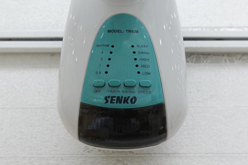 Quạt treo tường Senko TR828