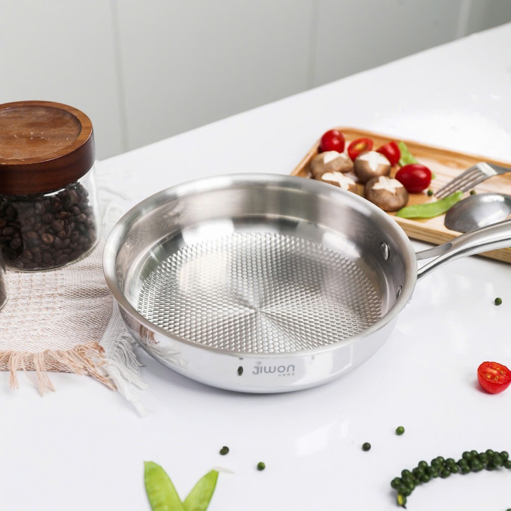 Product image Chảo tổ ong nguyên khối 5 lớp JIWON, size 22-24-26-28cm chảo xào, rán chống dính, dùng mọi loại bếp 2