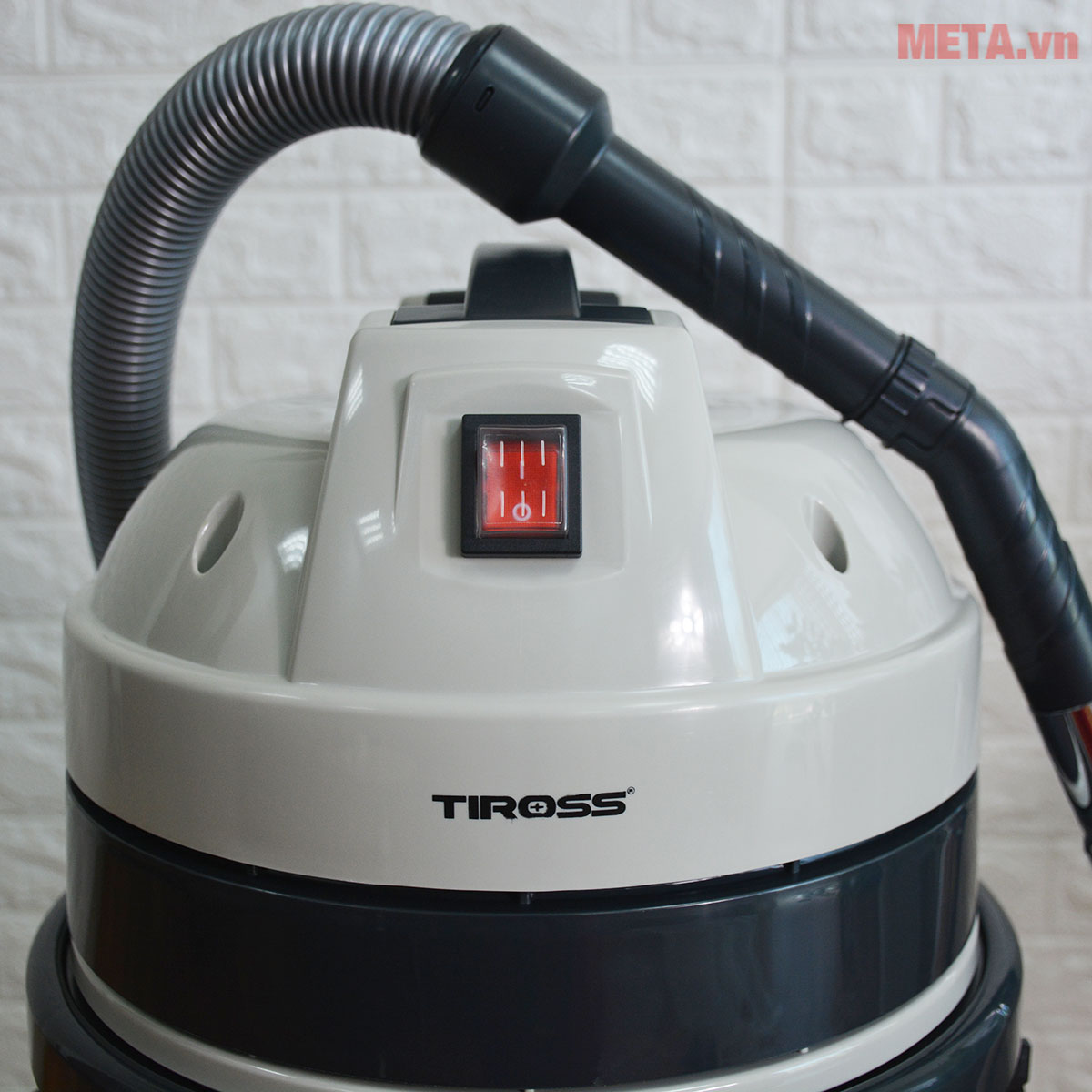 Máy hút bụi công nghiệp Tiross TS9303 có 1 mô tơ Máy hút bụi công nghiệp Tiross