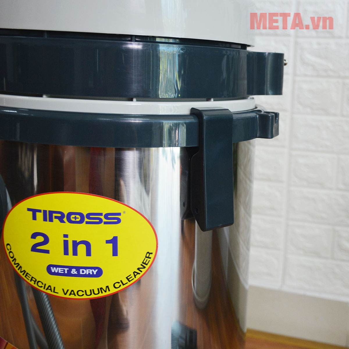 Máy hút bụi Tiross 
