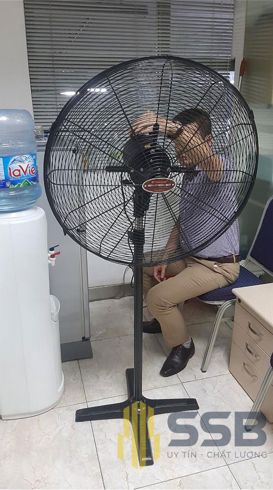 Quạt đứng công nghiệp Vinawind QĐ650-Đ - Giá tốt nhất thị trường