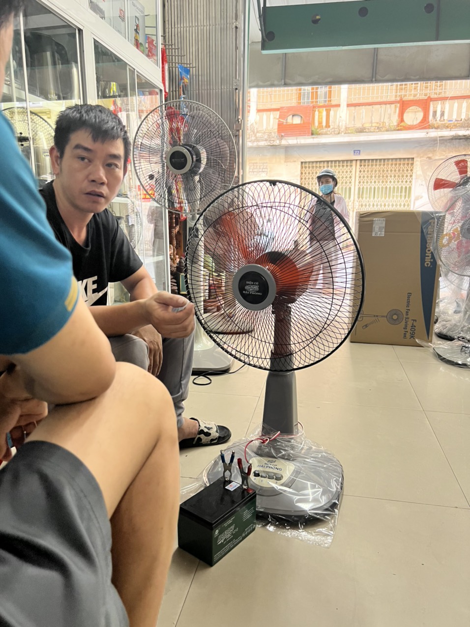 QUẠT RÚT LỬNG 12V ĐIỆN CƠ Hải Phòng , ÁC QUY 12V12AH , SẠC VÀNG