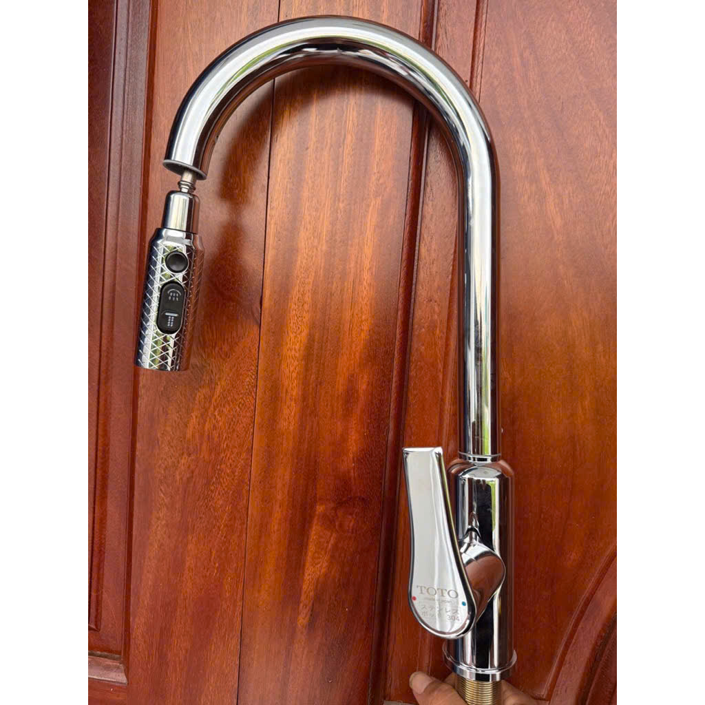 Vòi rửa bát nóng lạnh dây rút Toto Inox SUS 304